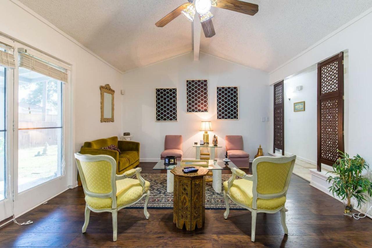 Oasis Near Dfw Airport With Mediterranean Setting Irving Exteriör bild