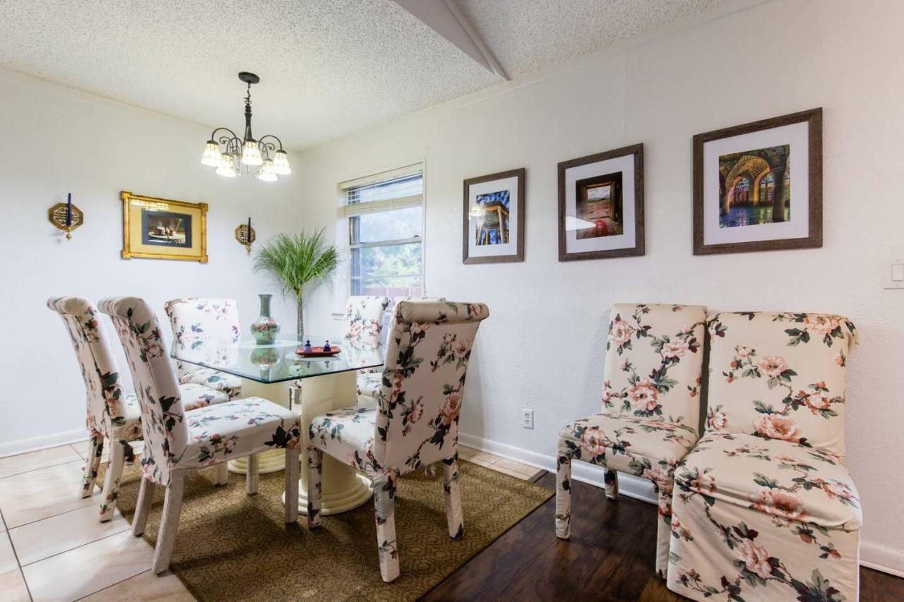 Oasis Near Dfw Airport With Mediterranean Setting Irving Exteriör bild